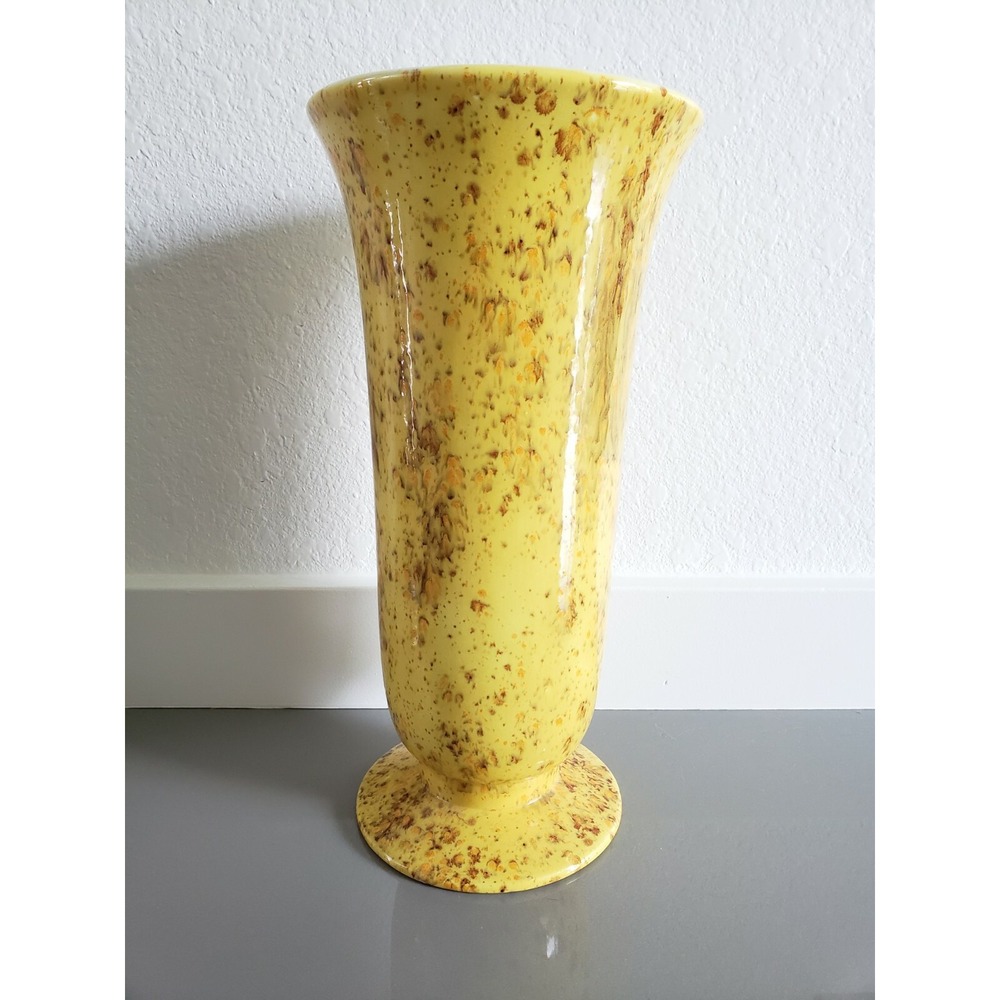 14" Royal Haeger Pottery RG-24 Yellow glaze vase Mid Century Modern